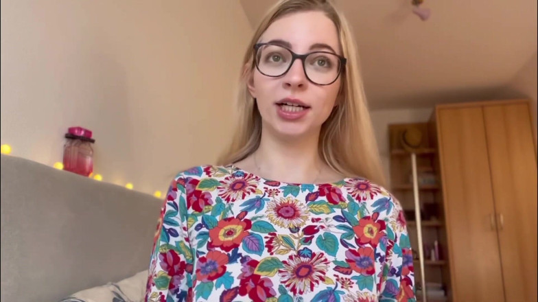 Goddess_Bella_Rae: 2 maneras de reconocer a una dominatrix de la vida...