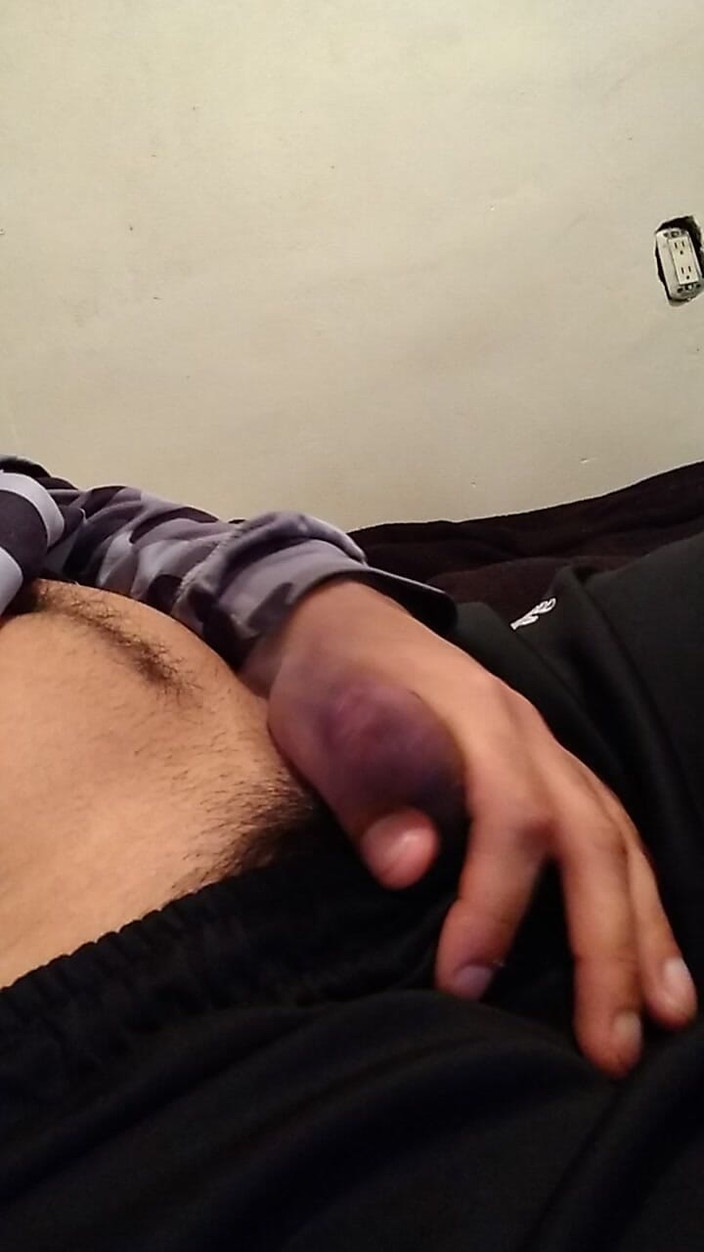 AlexAlejandro13: Ho iniziato a guardare un po 'di porno sul pc