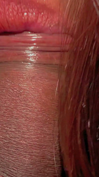 Indische blowjob-krankenschwester gibt der patienten heißen blowjob, bis sie ihren mund mit sperma gefüllt hat.