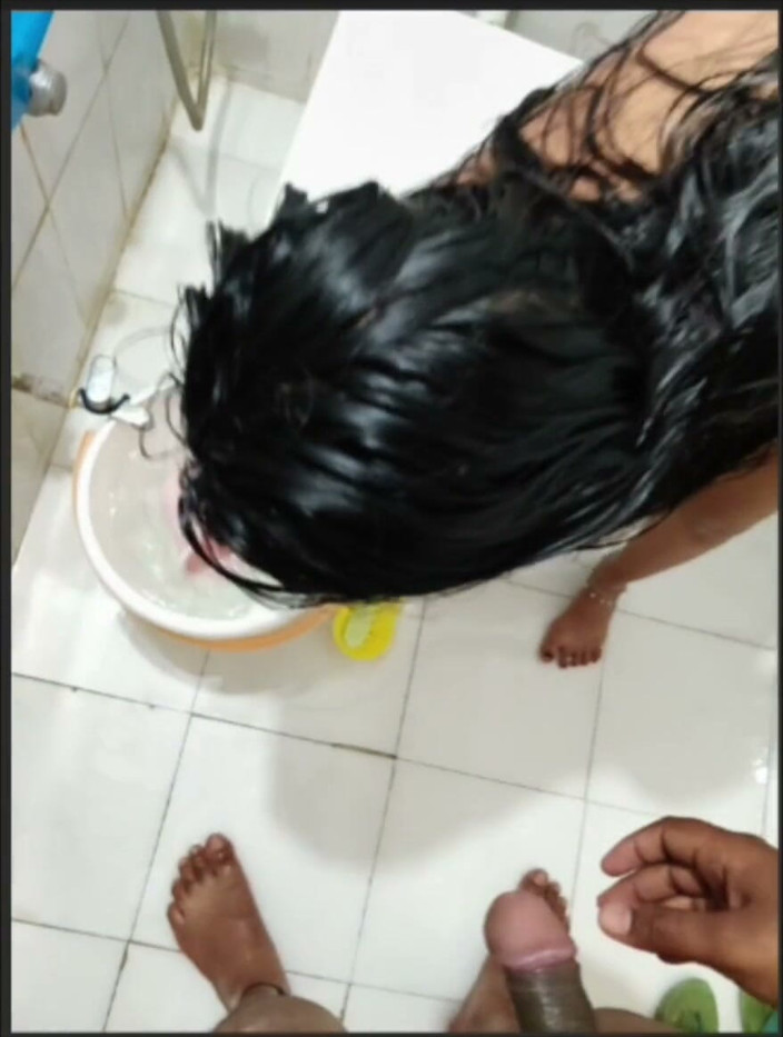 Annumastani: Step Sister Fuck During Bath