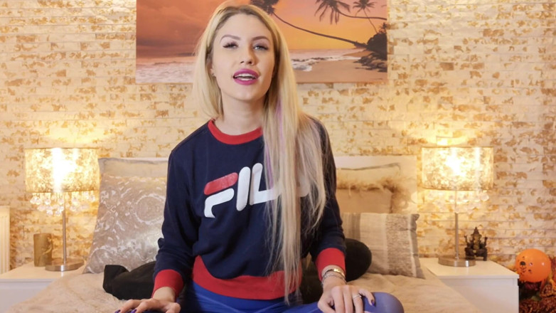 Erotic Tanya: Spolubydlící páchnoucí prdy