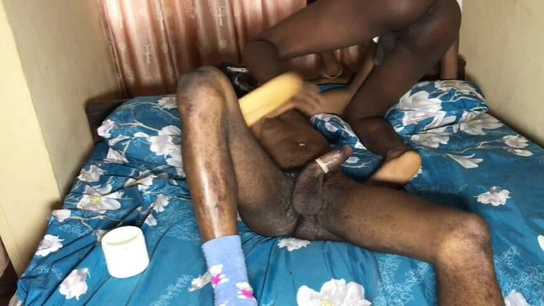Sexydaddy: Quản lý khách sạn bị bắt gặp trên camera với...