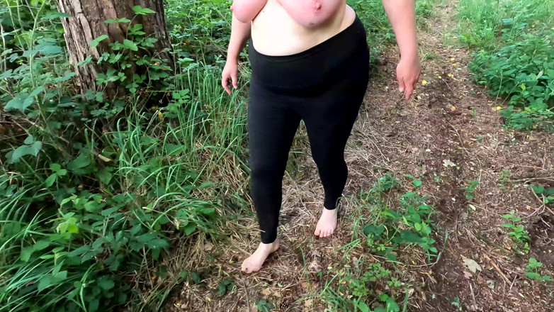 Bouncy Tits Action: Entraînement pour le record du monde de gifles n° 1 - partie 6