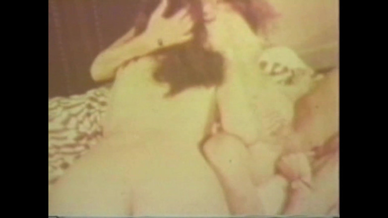 Vintage Megastore Full hd: Lésbicas transam com o homem