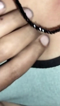 내 집에 인도 여대생을 불러서 좋은 섹스를 했다. 나는 그녀의 인장을 깨는 재미를 많이했다.
