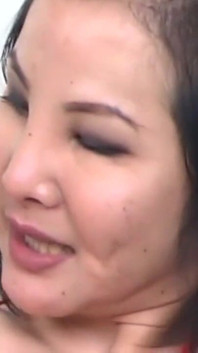 Heiße analspiele zwischen 2 geilen frauen und mann!!