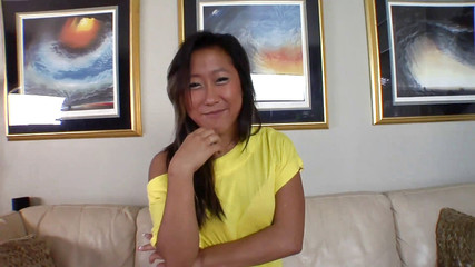 Young Sinner: Šťastná asijská děvka saje ptáka!