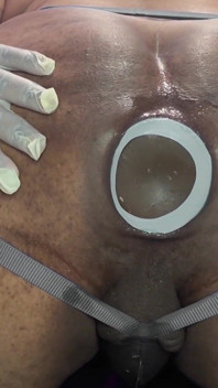 Divertiti con il mio gigantesco plug anale