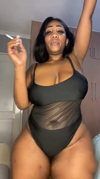 Striptis & pussyplay