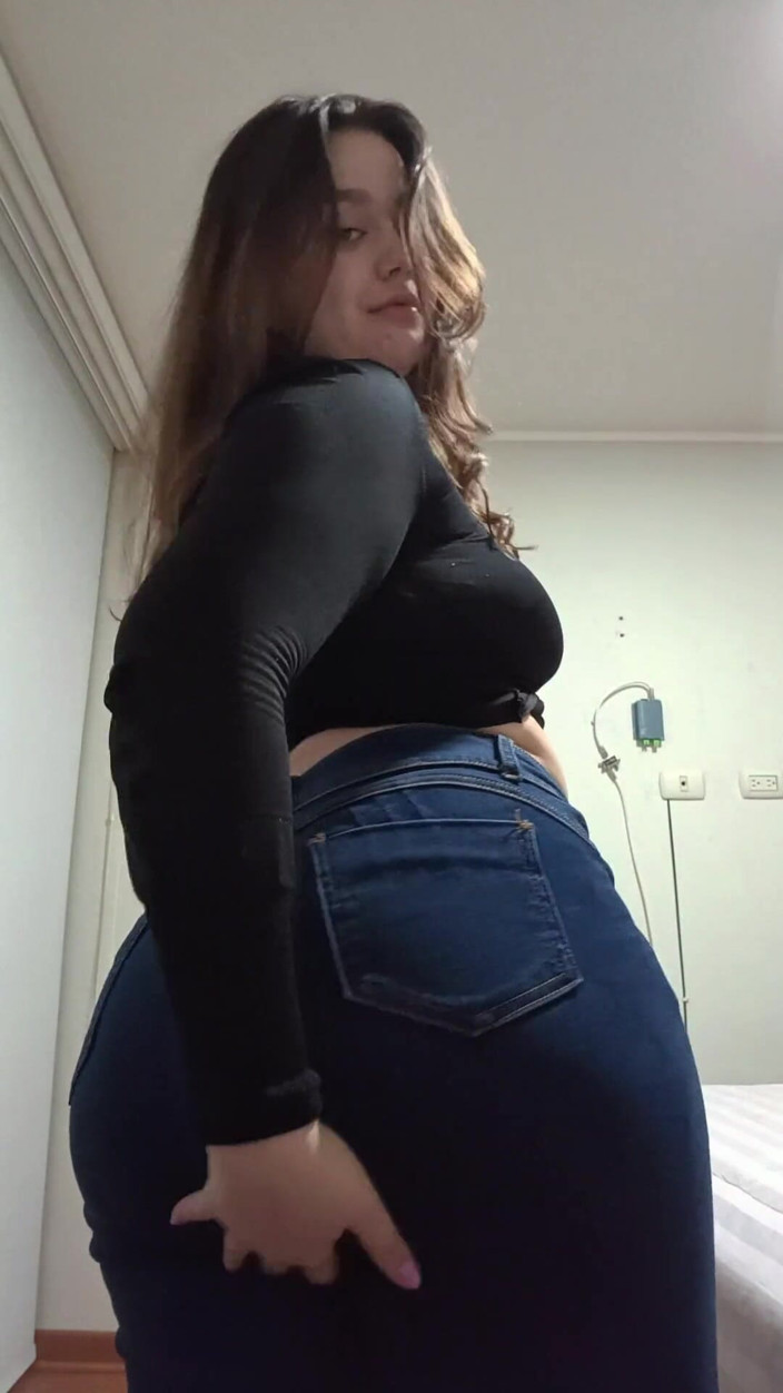 Nicole Passat: Nicole Ada Sesuatu untuk Menunjukkan Awak...