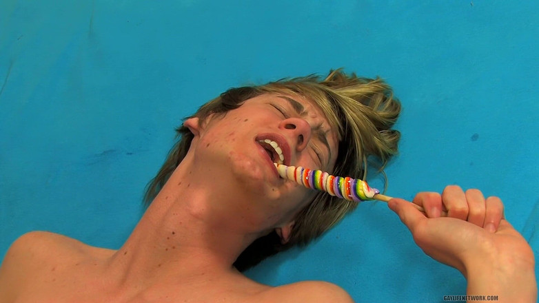 Lollipop Twinks: Wet Skinny Twinks Gone Wild