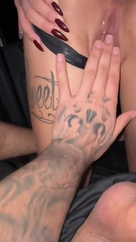 Sex v autě a footjob! s Annacherry7