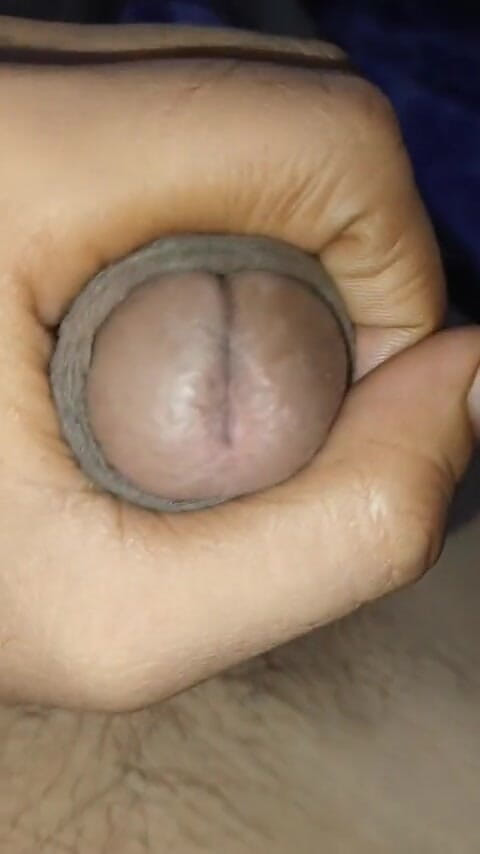 Luckky: Ich habe den penis mit meinen händen gestreichelt