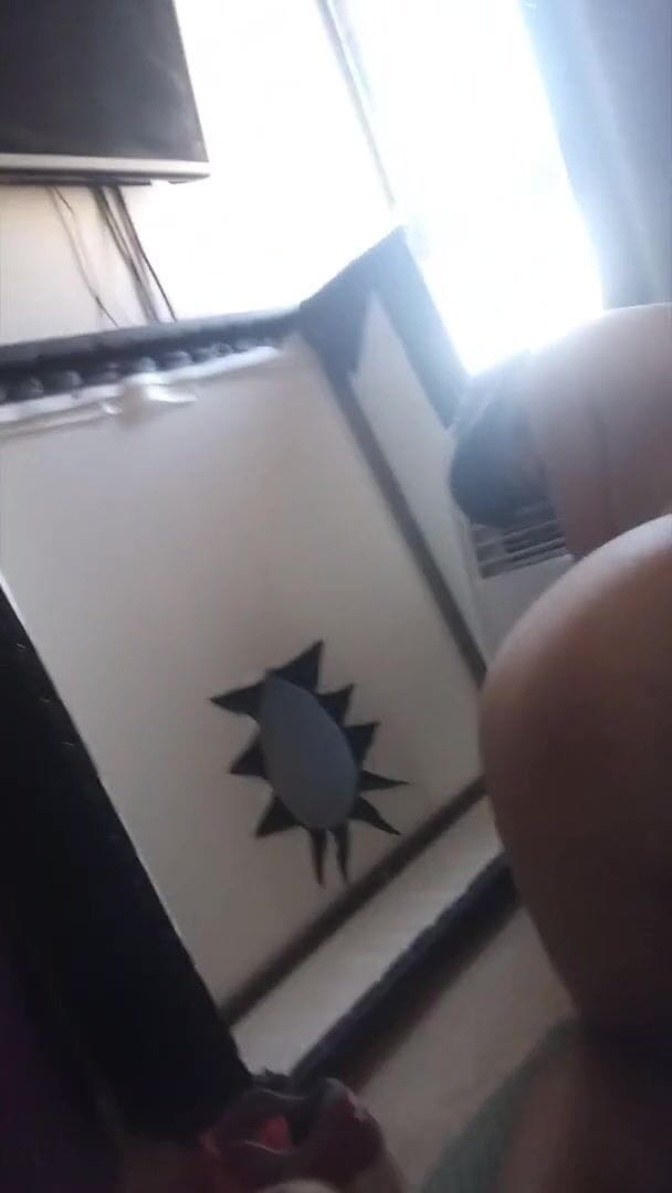 Nikki Montero: "Nikki Montero anulingus le cul de femboy , pour la première...