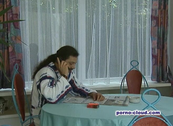 Porno Cloud: Pesta fisting ganda tante seksi - DVD