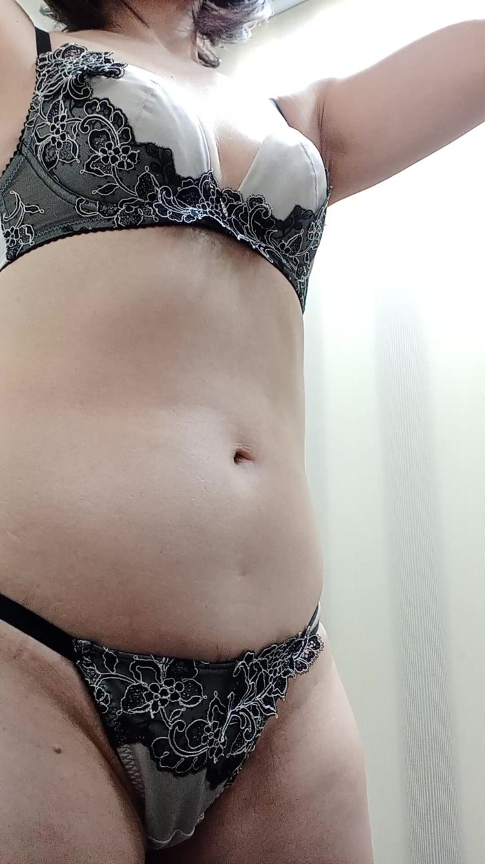Mayumi Kanzaki: 사진 촬영 준비하세요