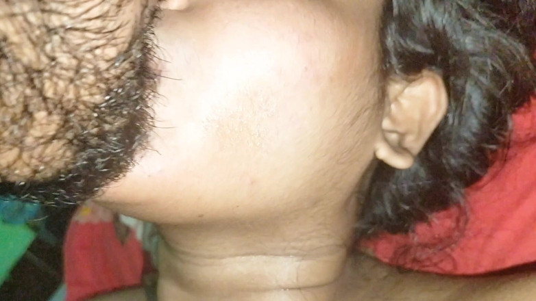 Shopna25: Krásná nevlastní matka šuká nevlastního syna. Nejlepší sexy macecha se špinavým bengálským...