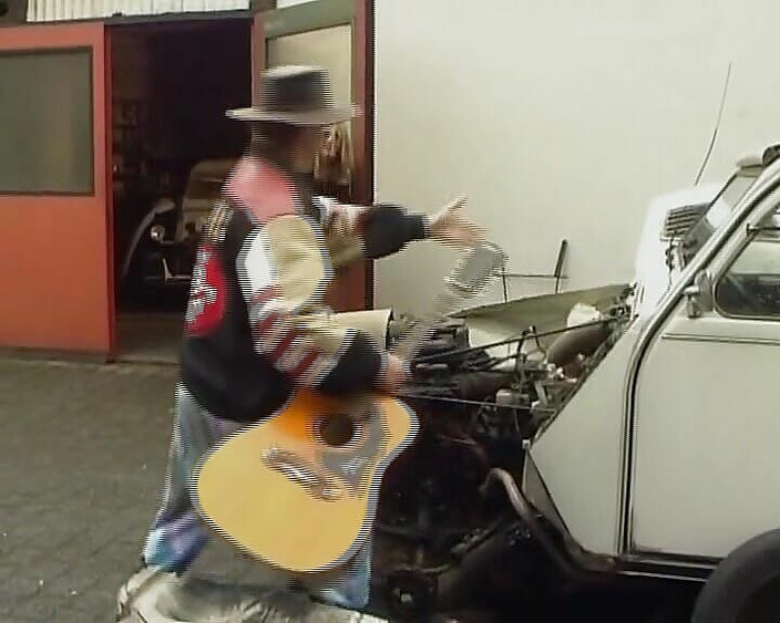 Deutsche Camgirls: Memek muff si cewek jerman rambut pirang dientot habis-habisan sama...