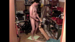 Mark Hannes: Fleshlight stand neukpartij masturbatie in de werkplaatsruimte