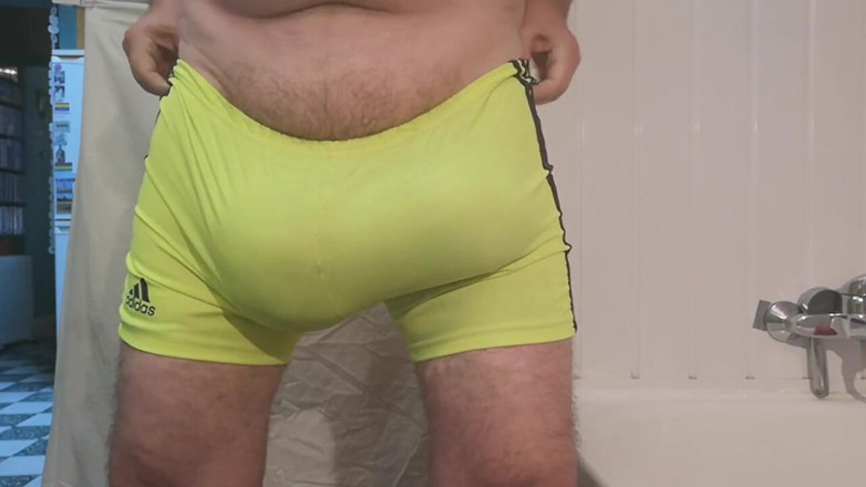 Monster_Meat_: Fetish bulging show