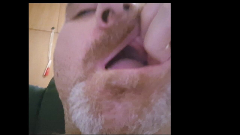 ChubbyDaddyBearLuka: L’ours Snœur nous laisse entrer dans sa bouche - Fétichisme de...