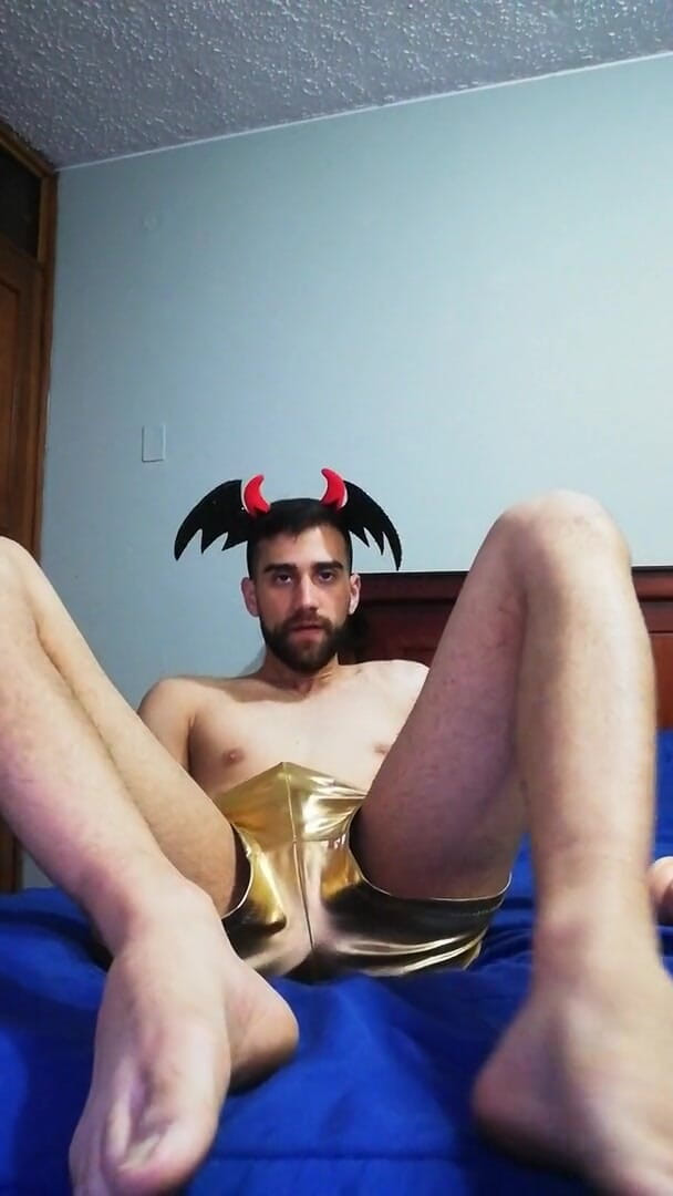 LuckyGuyLover: Cara magro mostra um show