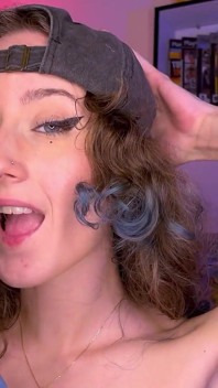 Uma grande colecionadora da, a vendedora da loja de jogos quer meu! - JOI Padre Gamergirl Altgirl