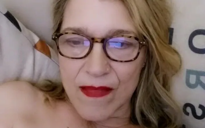 Slut Danielle: Danielle Beautiful Webcam