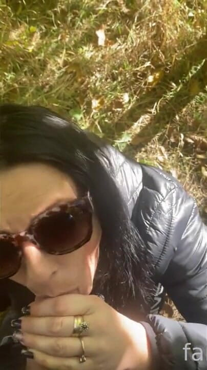 Outdoor Fun (MILFy Calla)