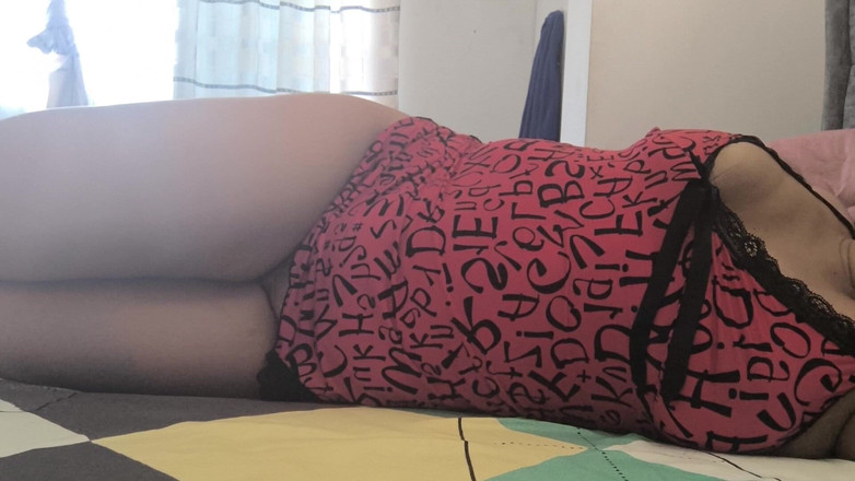 PATY PATY: Awek Latina yang bertetek besar mempunyai mimpi basah dan menyentuh...