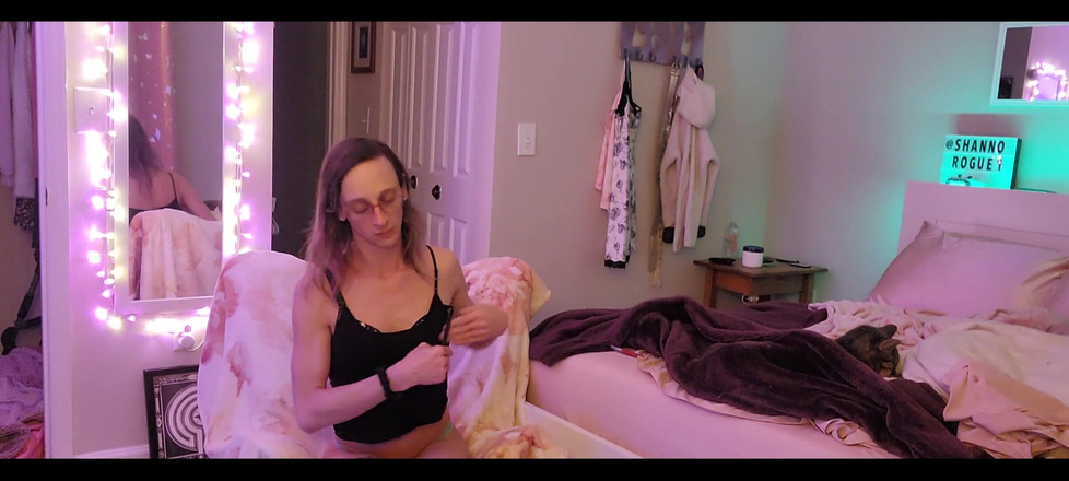 Shannon Rogue: Erster schnitt eines neuen Unboxing-videos