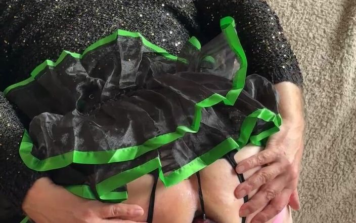 AnnaMayUK: Anna may đụ máy # 4