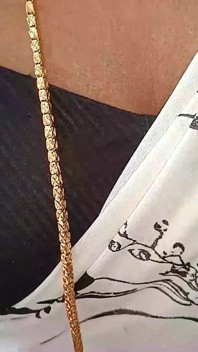 Tam video: Hintli kadın orgazm amcık suyu için dildo kullanıyor