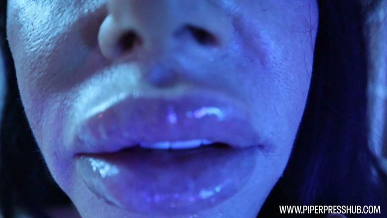 Piper Press: Busty MILF Mrs. Press JOI Lip Tease