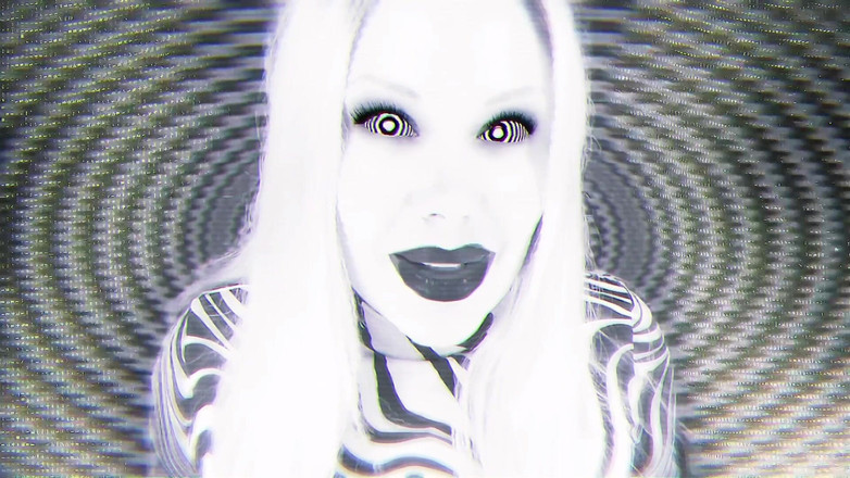 Goddess Misha Goldy: 나선형 쾌락과 나선형 좌절