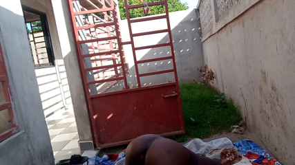 BMCs: Menyampaikan pepek saya di belakang rumah kerana ia sepatutnya