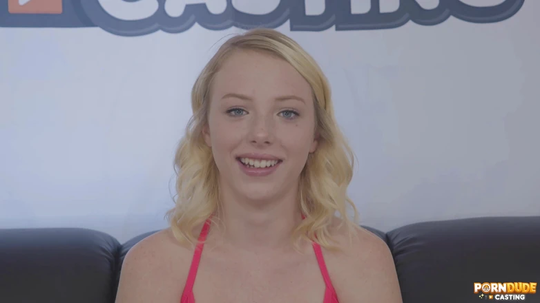 PornDudeCasting: Дикси Линн