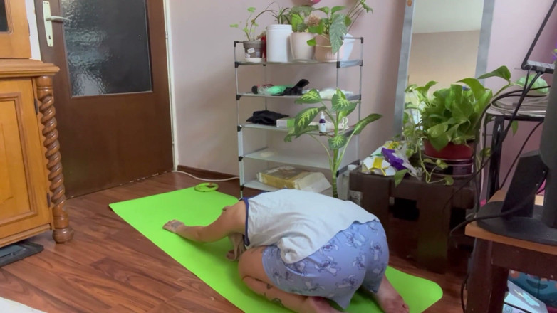 lanalovacutie: Yoga im Hijab-Tag 18