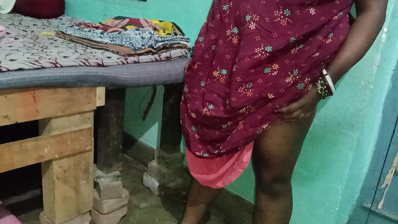 Sexy juli: Village Bhabhi próxima sessão