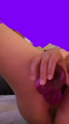 Badass Chick 2020: Tonton saya mengongkek diri saya dengan dildo merah jambu saya!