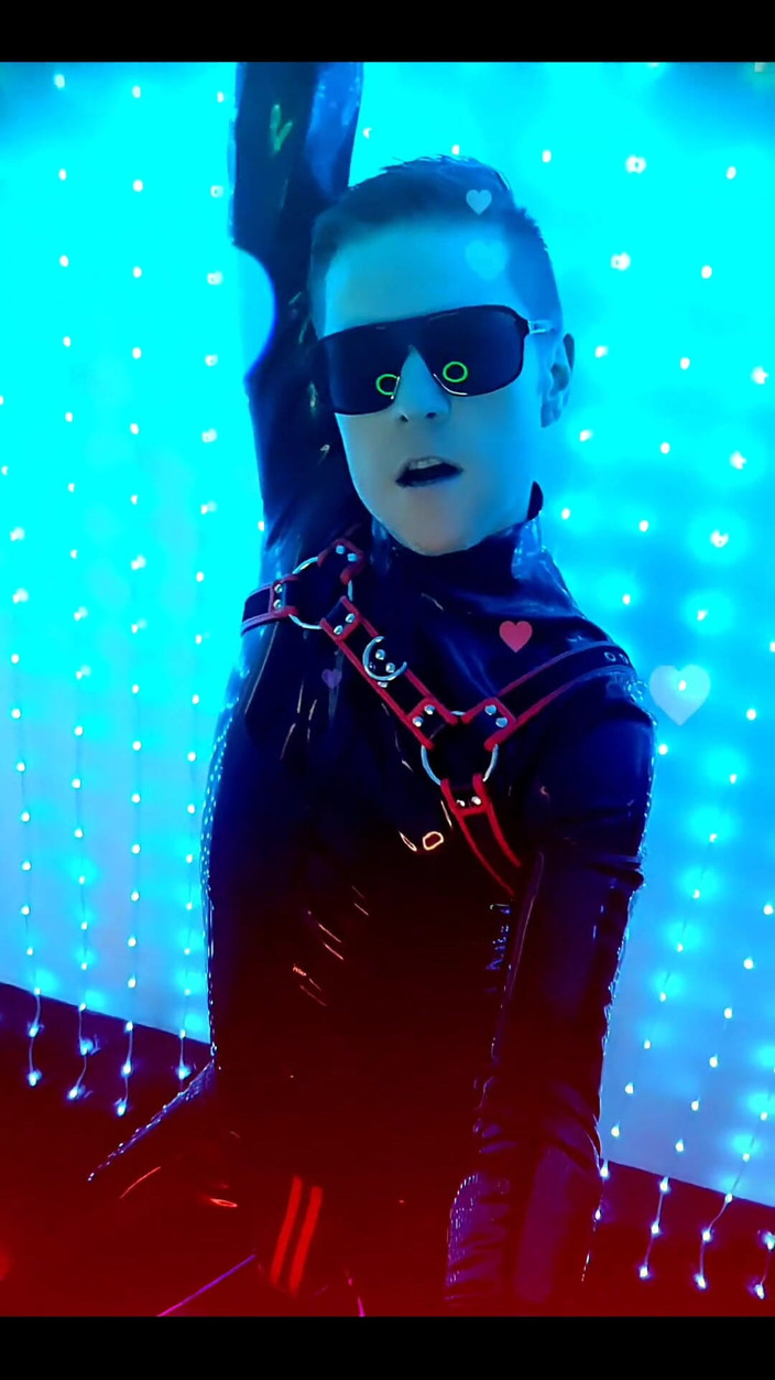Roman Heart: Video clip toma de salida