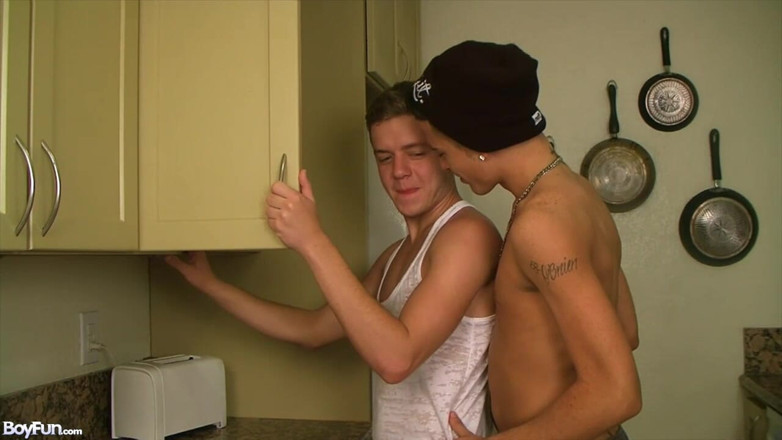 Boyfun: Dustin and Ian
