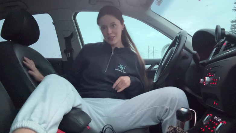 Nadia Foxx: Einen orgasmus auf dem vordersitz haben!!