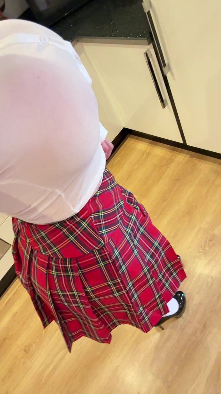 Sophie James: POV Under My Tartan Skirt: Spreading My Holes 4 Fingers Deep!