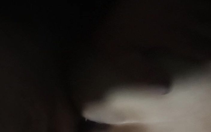 Dog4242: Ruidosa vagina madura