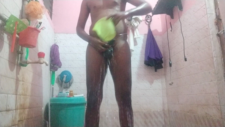 Tamil 10 inches BBC: Tamil 10 chłonów BBC