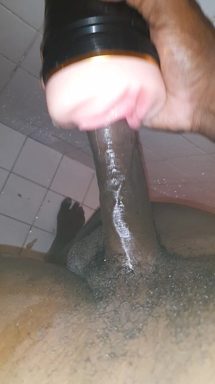 Black guy: Honění S9 E7