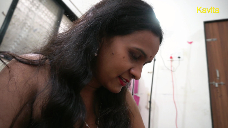 Kavita _zawazawi: Indiancă desi Kavita De aproape cu ejaculare înăuntru cu pizdă rasă și...