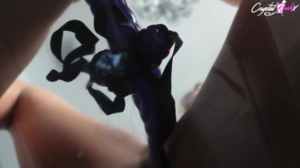 Crystal Rush: Sexy lesbičky si hrají s robertky, lízání kundičky a vlastní šukání