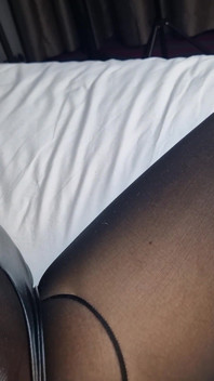 Em primeiro plano - Marigalore é mulher-gato em sexo com meia-calça
